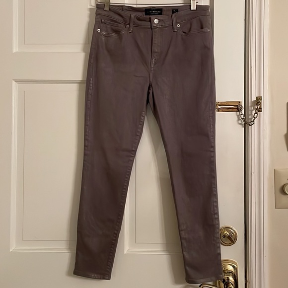 Lucky Brand Jeans - size 10/30 - skinny fit - gray with metallic silver - Picture 3 of 9
